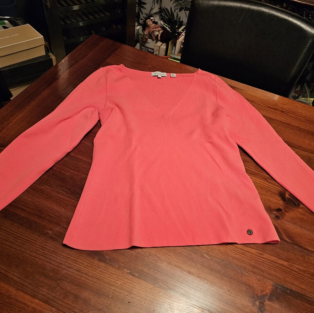 Ted Baker V-Neck‎ Coral Sweater. Size 4 - Picture 3 of 5